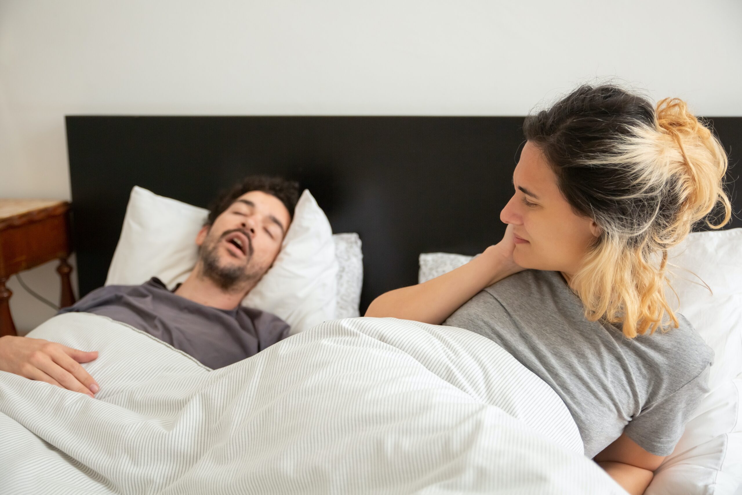 Cosa fare se il tuo partner soffre di bruxismo